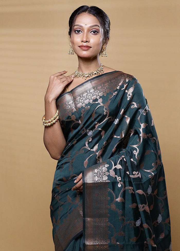 Green Dupion Silk Saree With Blouse Piece