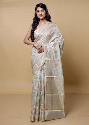 White Kora Silk Saree With Blouse Piece