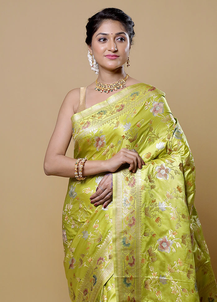 Green Dupion Silk Saree With Blouse Piece