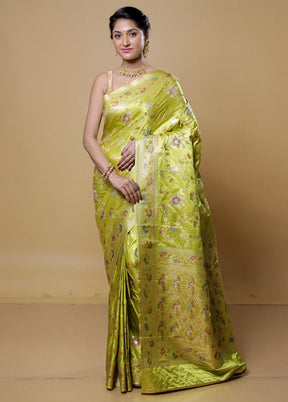 Green Dupion Silk Saree With Blouse Piece