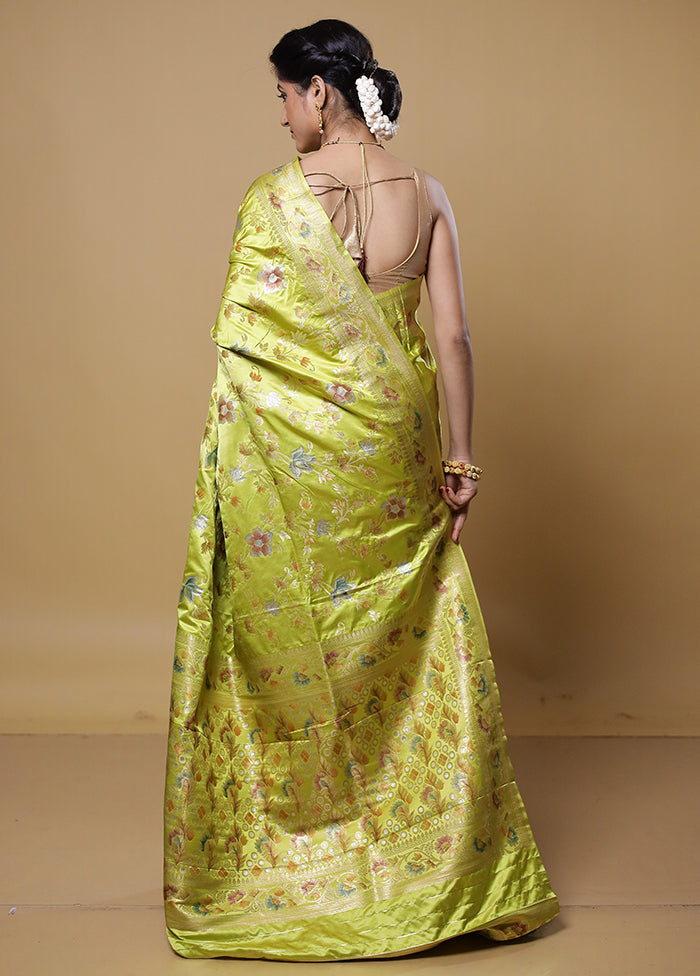 Green Dupion Silk Saree With Blouse Piece