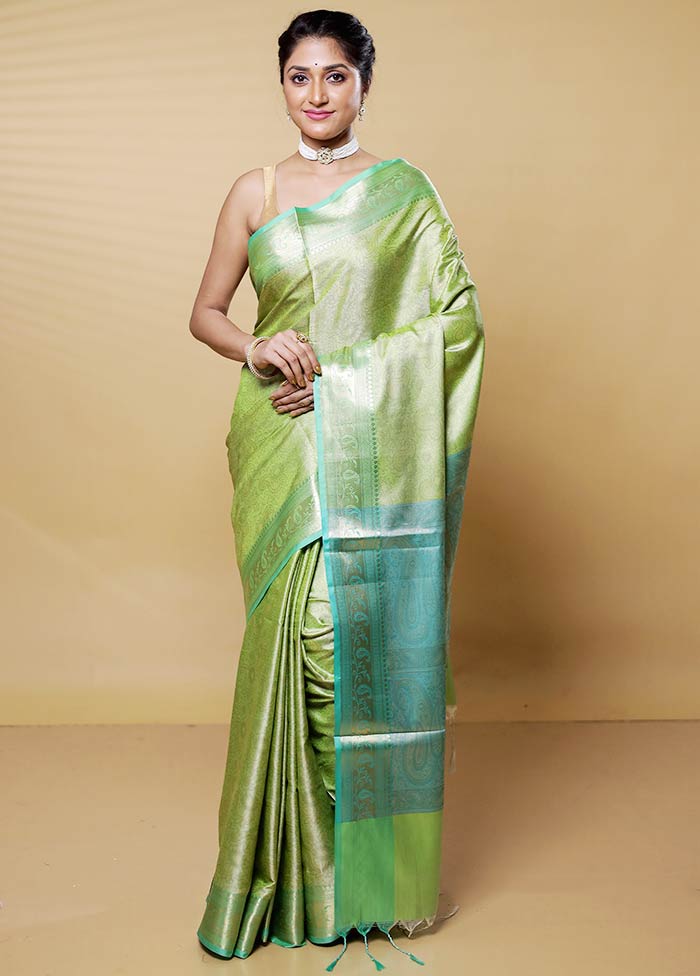 Green Dupion Silk Saree With Blouse Piece