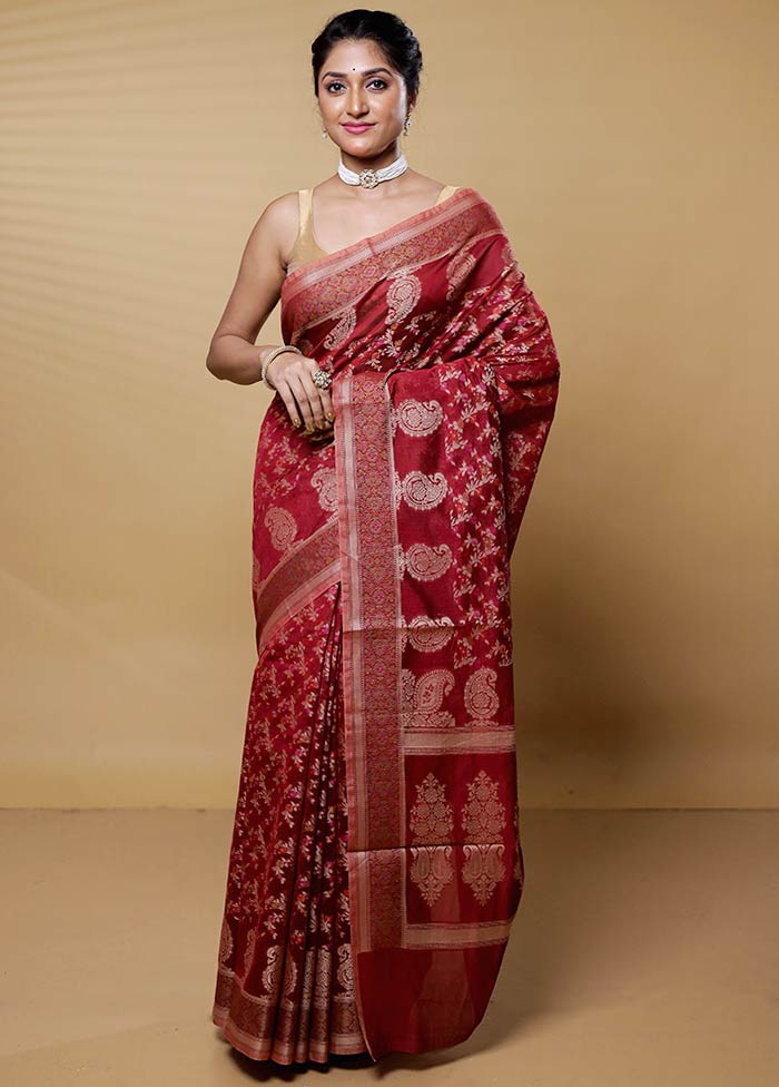 Red Cotton Saree With Blouse Piece