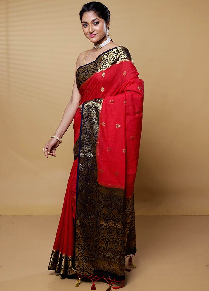 Red Dupion Silk Saree With Blouse Piece