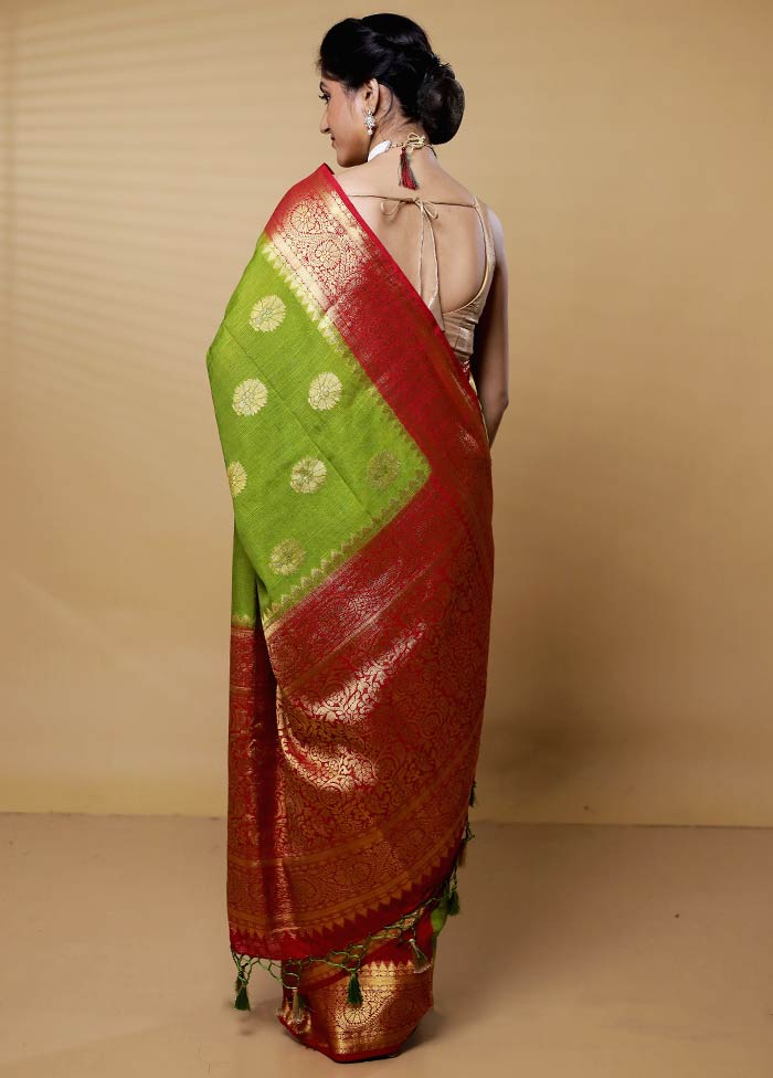 Green Dupion Silk Saree With Blouse Piece