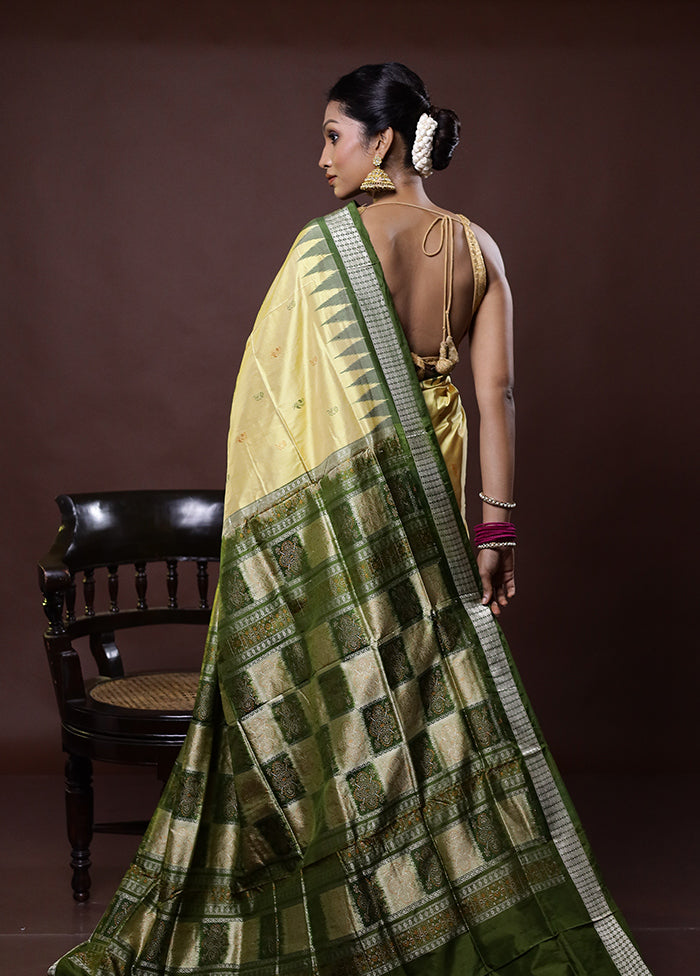 Yellow Handloom Bomkai Pure Silk Saree With Blouse Piece