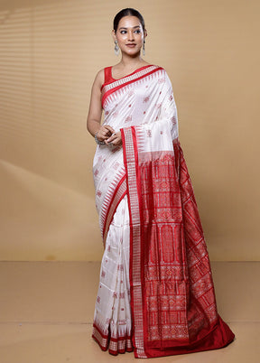 White Handloom Bomkai Pure Silk Saree With Blouse Piece