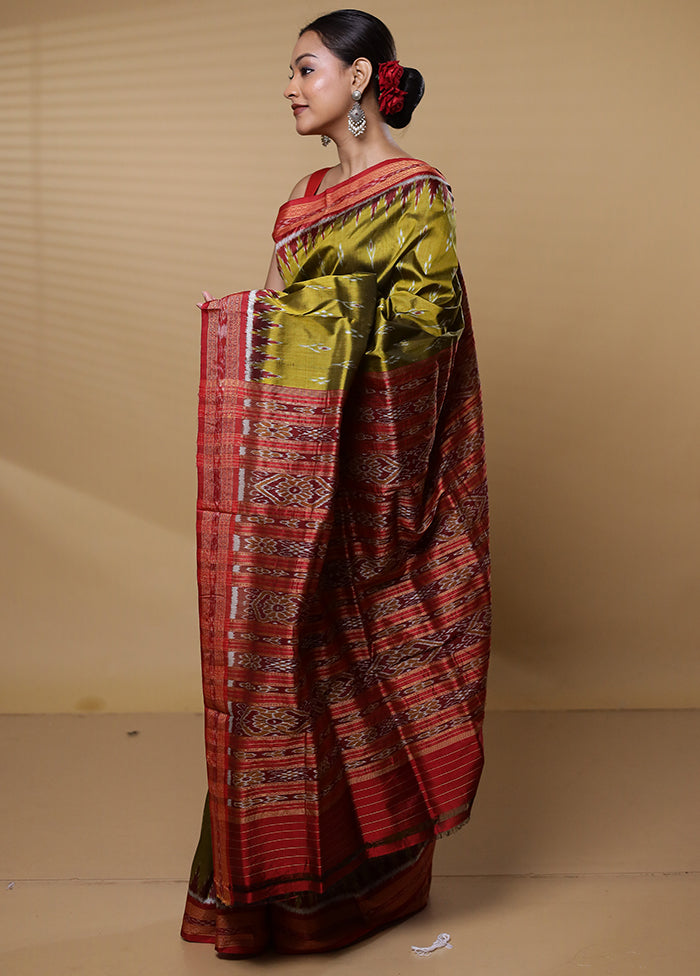 Green Handloom Patola Pure Silk Saree With Blouse Piece