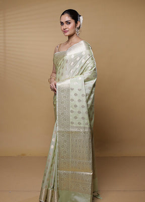 Green Dupion Silk Saree With Blouse Piece