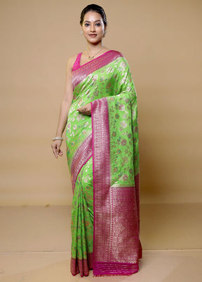 Green Georgette Saree With Blouse Piece