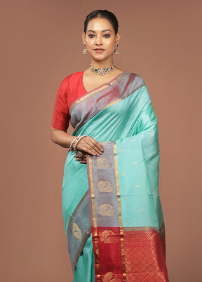 Green Handloom Kanjivaram Pure Silk Saree With Blouse Piece