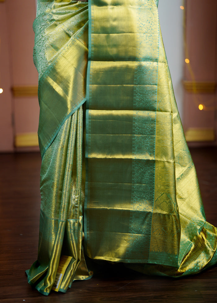 Green Handloom Kanchipuram Pure Silk Saree With Blouse Piece