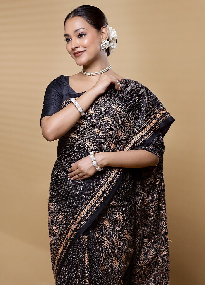 Black Handloom Kantha Stitch Pure Silk Saree With Blouse Piece