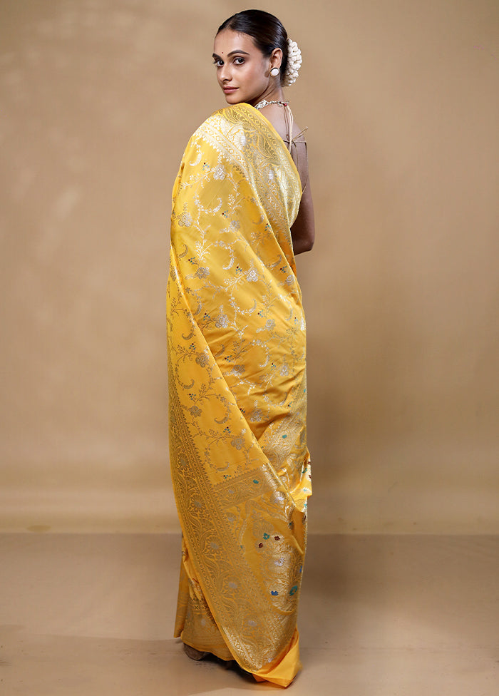 Yellow Katan Silk Saree With Blouse Piece