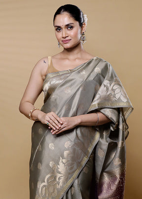 Grey Handloom Kanjivaram Pure Silk Saree With Blouse Piece