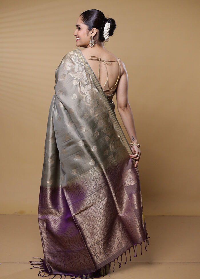 Grey Handloom Kanjivaram Pure Silk Saree With Blouse Piece