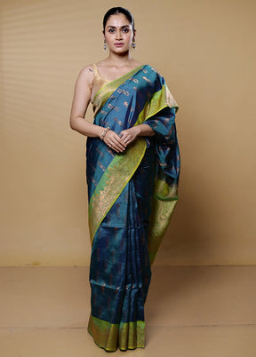 Blue Handloom Kanjivaram Pure Silk Saree With Blouse Piece