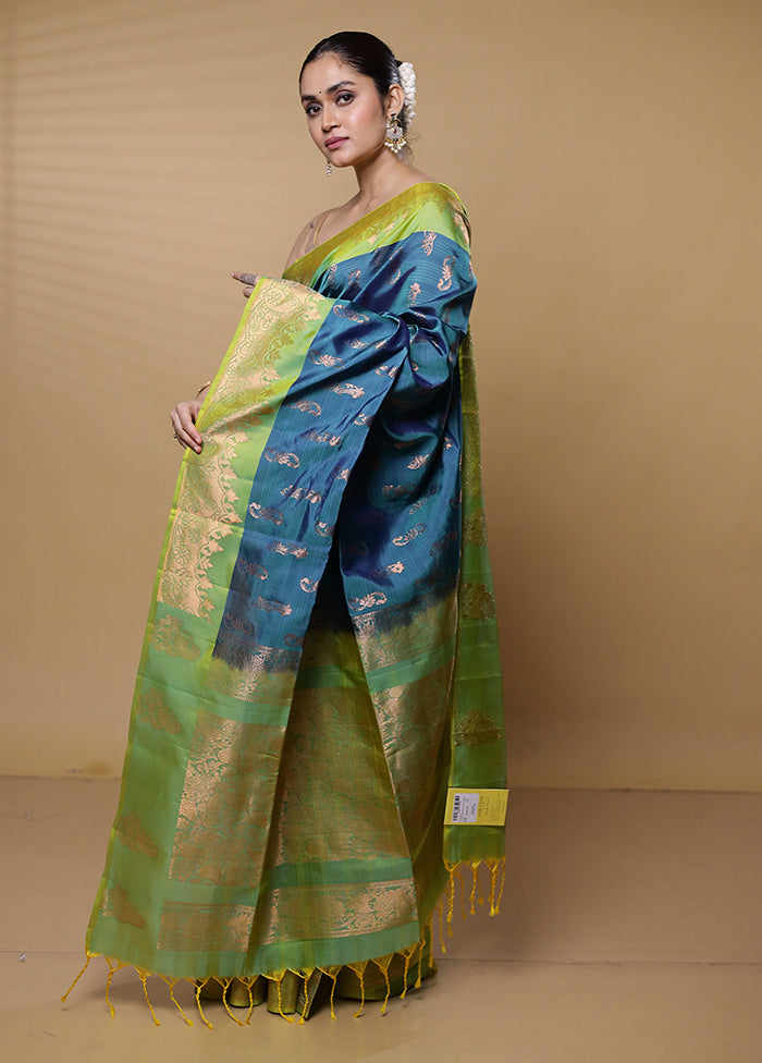 Blue Handloom Kanjivaram Pure Silk Saree With Blouse Piece