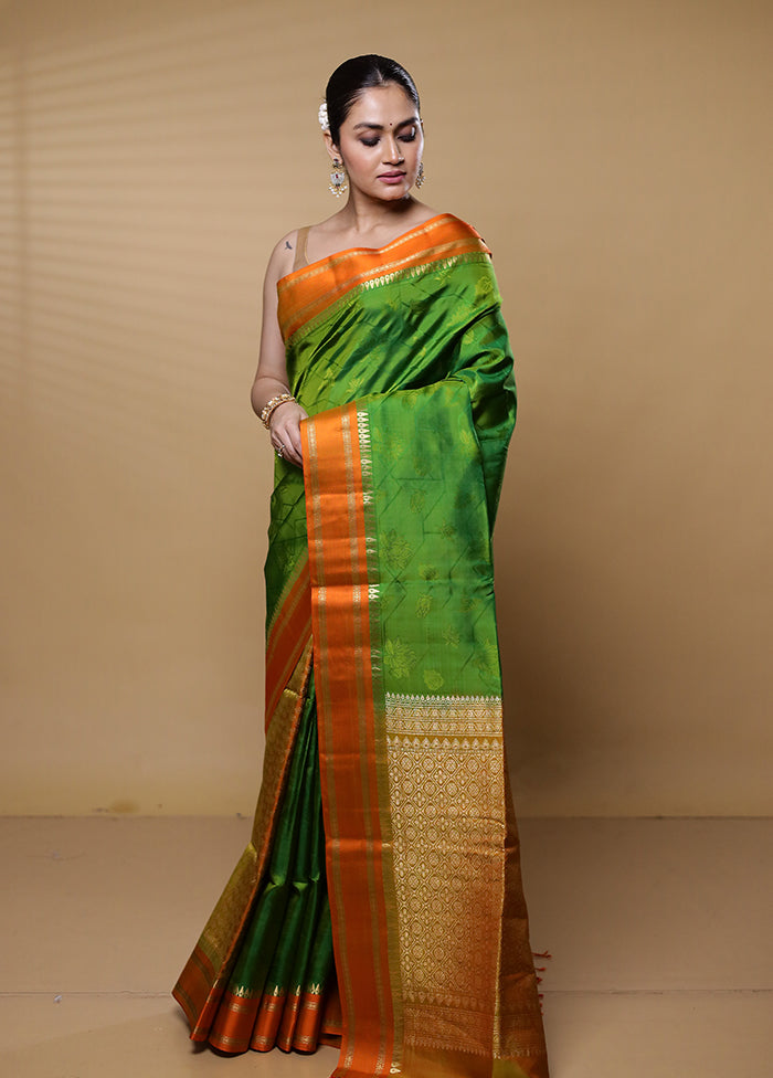 Green Handloom Kanchipuram Pure Silk Saree With Blouse Piece