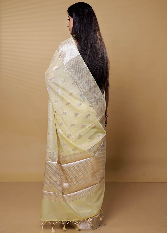 Yellow Kora Silk Saree With Blouse Piece