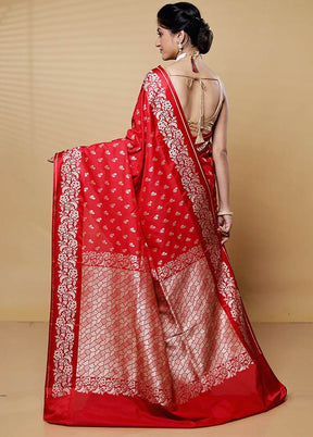 Red Uppada Silk Saree With Blouse Piece