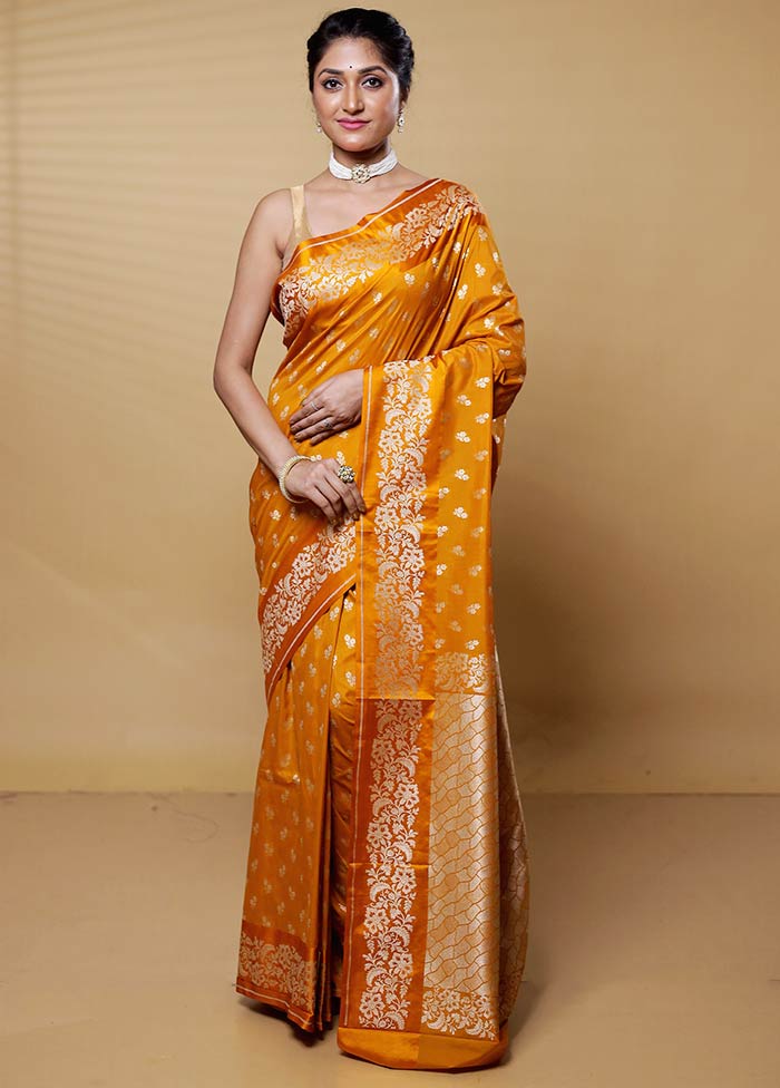 Yellow Uppada Silk Saree With Blouse Piece