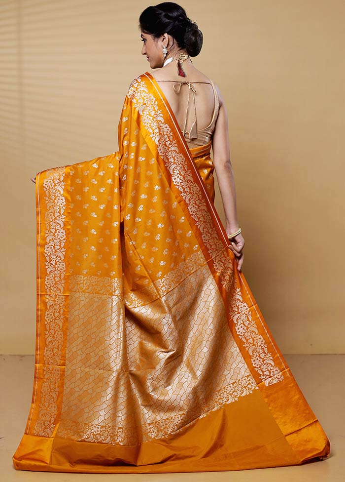 Yellow Uppada Silk Saree With Blouse Piece