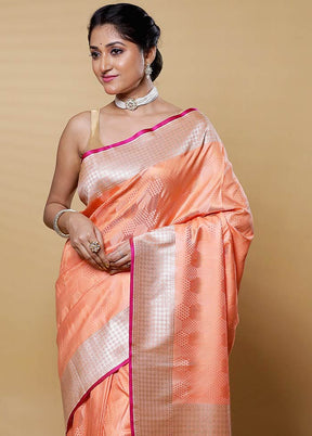 Peach Tanchoi Silk Saree With Blouse Piece