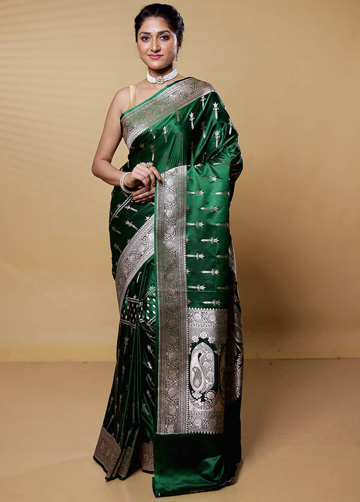 Green Uppada Silk Saree With Blouse Piece