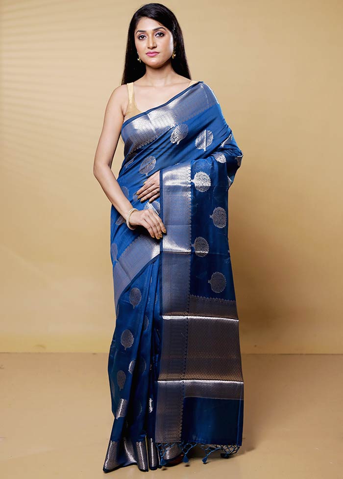 Blue Cotton Saree With Blouse Piece