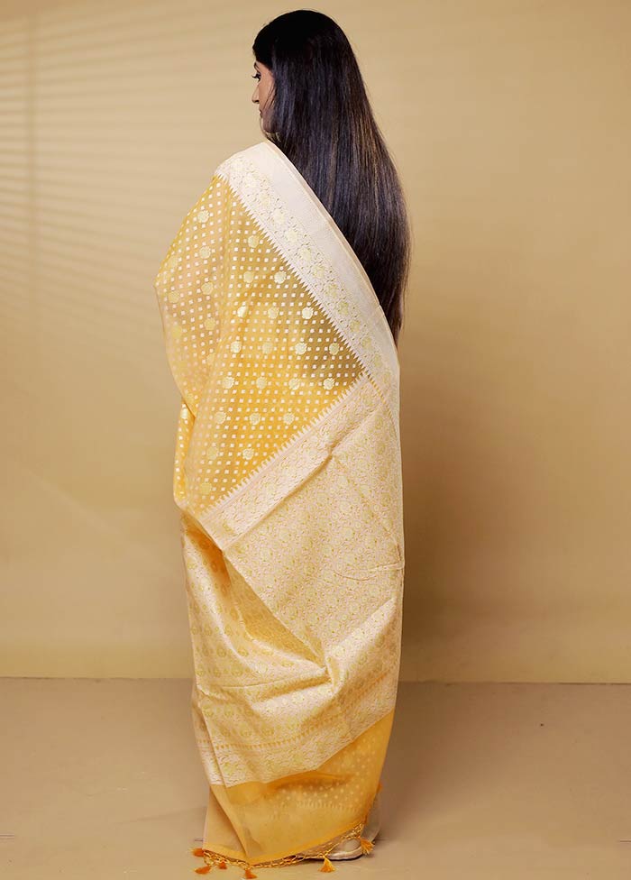 Yellow Kora Silk Saree With Blouse Piece