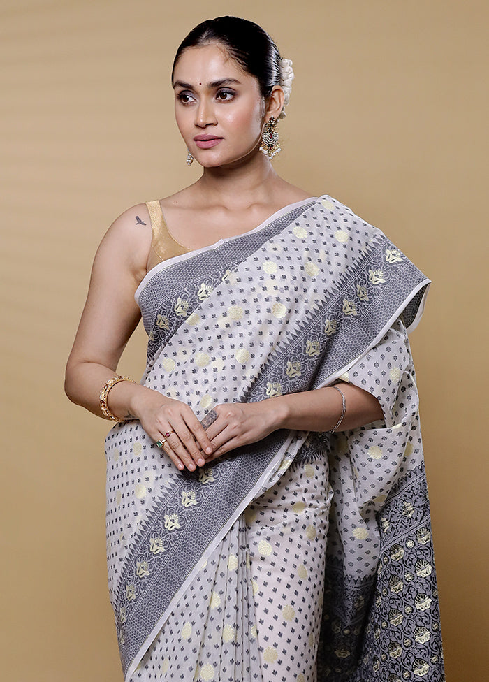 White Kora Silk Saree With Blouse Piece