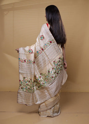 Cream Handloom Tussar Pure Silk Saree With Blouse Piece