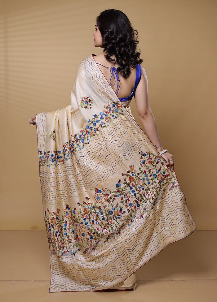 Cream Handloom Tussar Pure Silk Saree With Blouse Piece