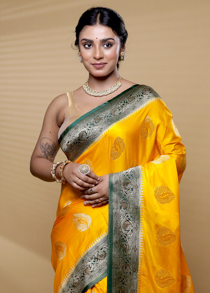 Yellow Georgette Saree With Blouse Piece