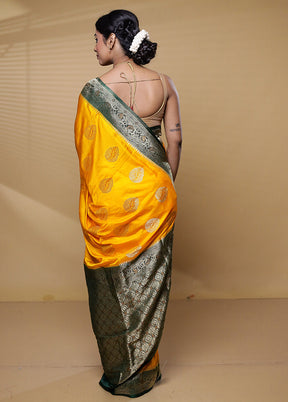 Yellow Georgette Saree With Blouse Piece