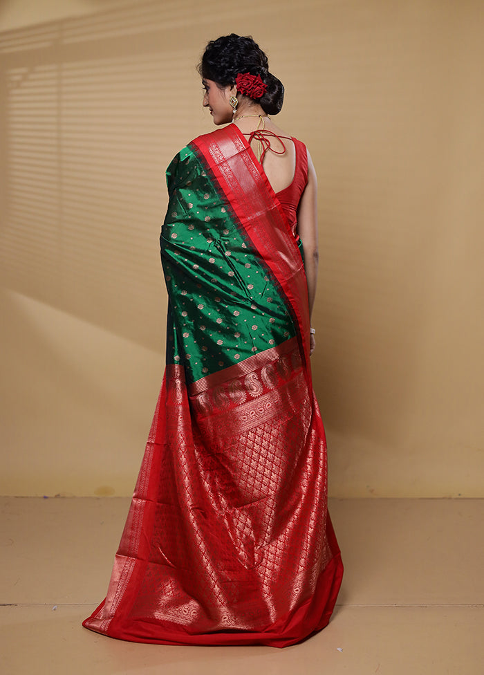 Green Kanjivaram Silk Saree With Blouse Piece