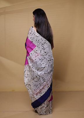 Blue Printed Pure Silk Saree Without Blouse Piece