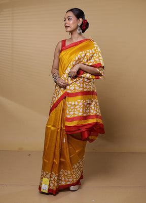 Yellow Printed Pure Silk Saree Without Blouse Piece