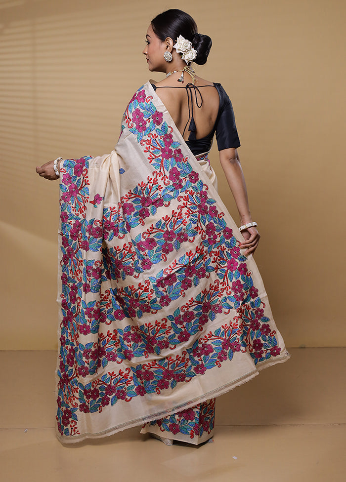 Cream Kantha Stitch Silk Saree With Blouse Piece