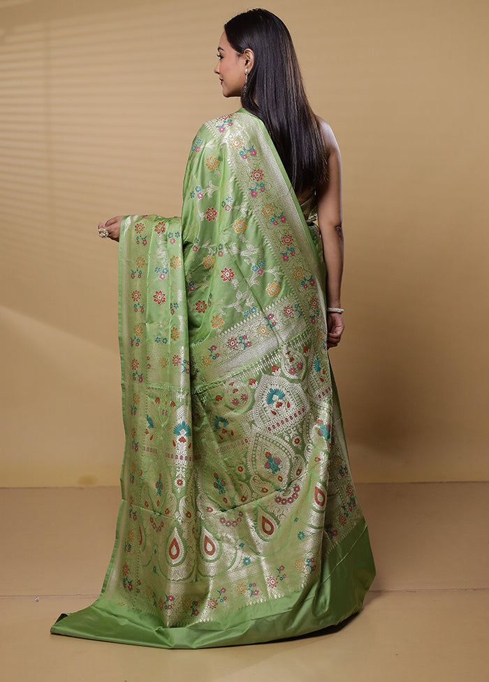 Green Uppada Silk Saree With Blouse Piece