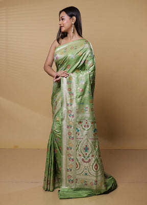 Green Uppada Silk Saree With Blouse Piece