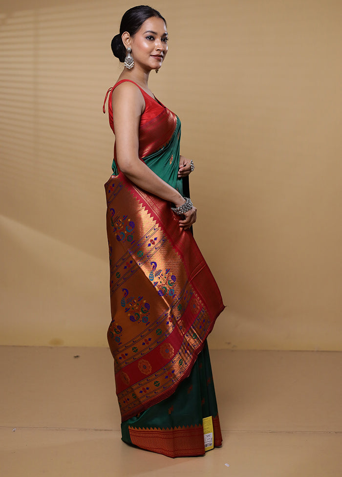 Green Dupion Silk Saree With Blouse Piece