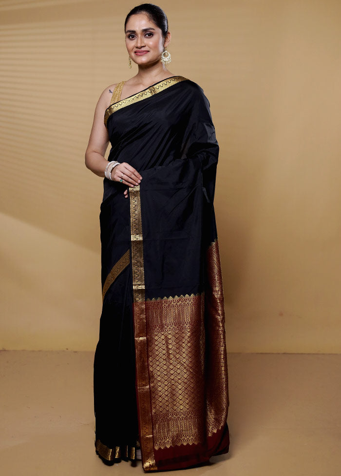 Black Kanjivaram Silk Saree With Blouse Piece