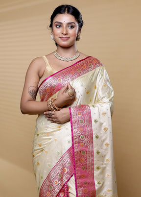 Cream Banarasi Silk Saree With Blouse Piece