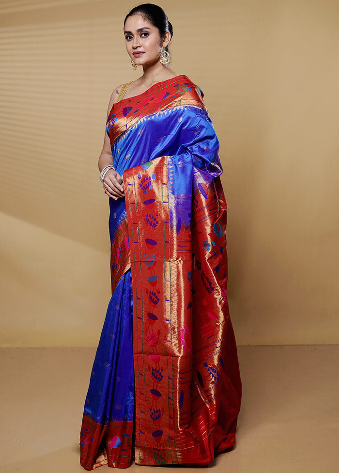 Blue Handloom Kanchipuram Pure Silk Saree With Blouse Piece