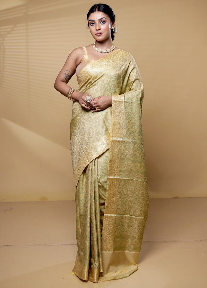 Cream Tanchoi Silk Saree With Blouse Piece