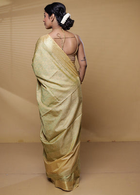 Cream Tanchoi Silk Saree With Blouse Piece