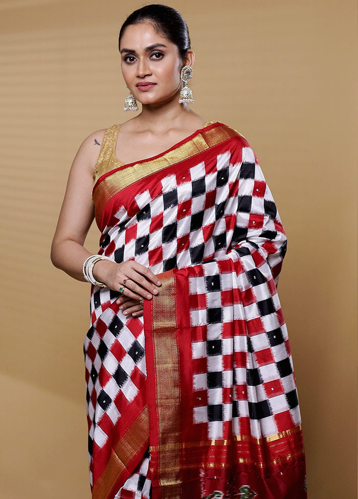 Multicolor Handloom Ikkat Pure Silk Saree With Blouse Piece