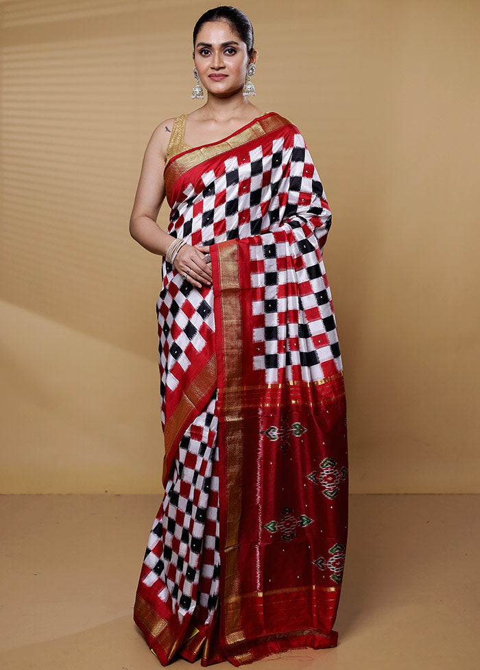 Multicolor Handloom Ikkat Pure Silk Saree With Blouse Piece